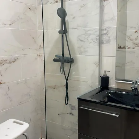 6 Couchages Proche De Tous Lägenhet